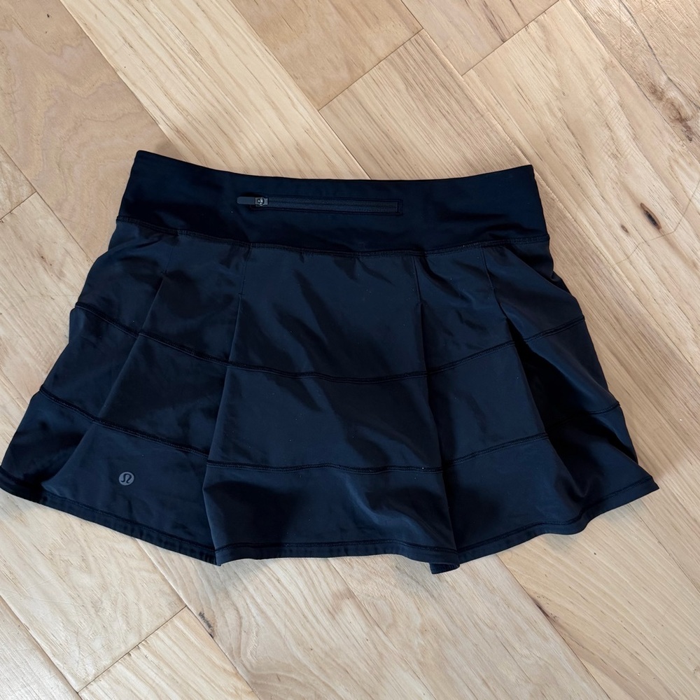 Lululemon Pace Rival Mid-rise Skirt, size 6. - Picture 4 of 10